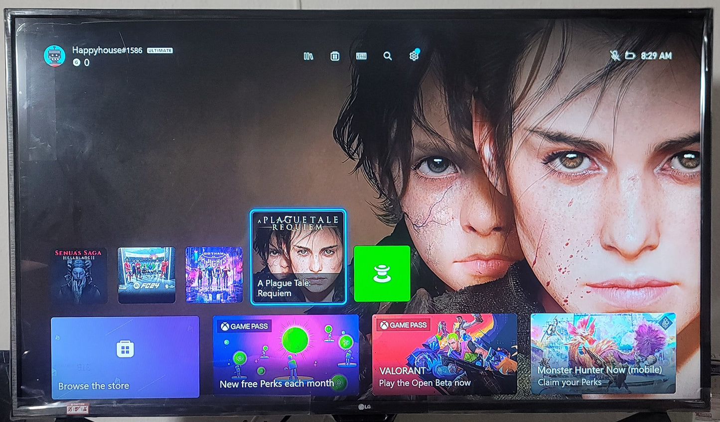 Xbox Series X, 1 controller & 15 Preinstalled Games