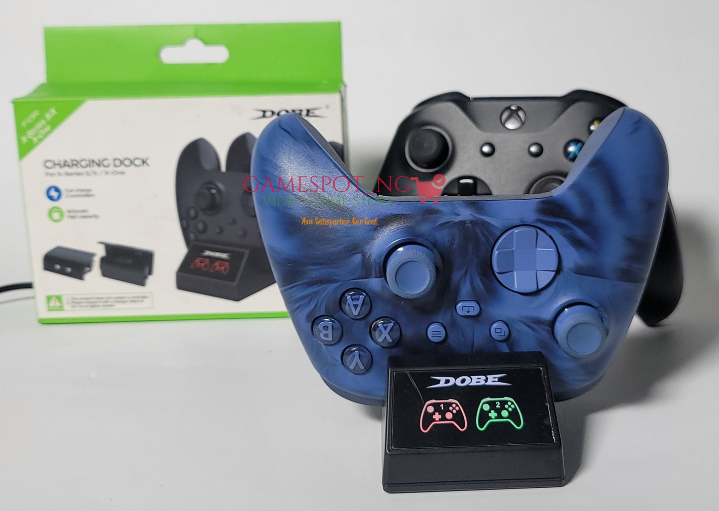 Black Xbox Series S/X Controller( Pre-owned )