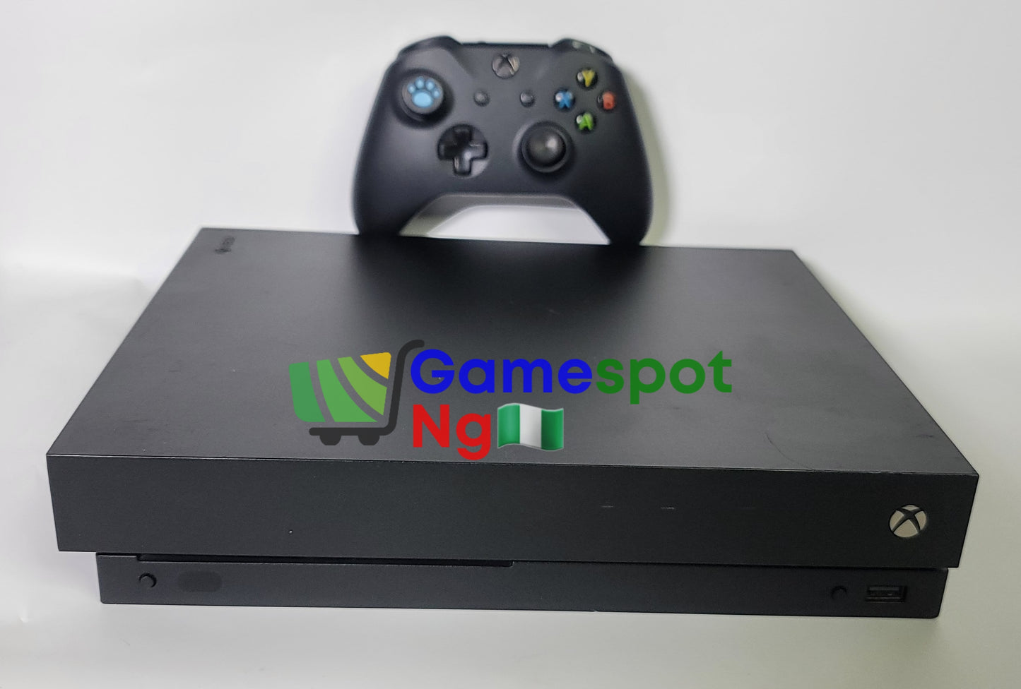 Xbox One X 15 Installed Games + Wireless Controller
