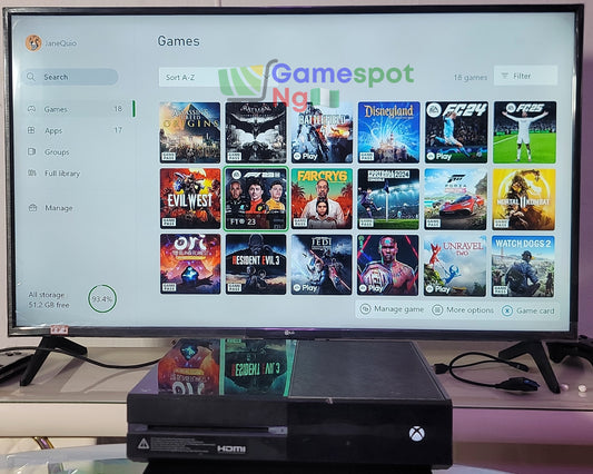 a Black Xbox One + Installed Games MACHINE HEAD only