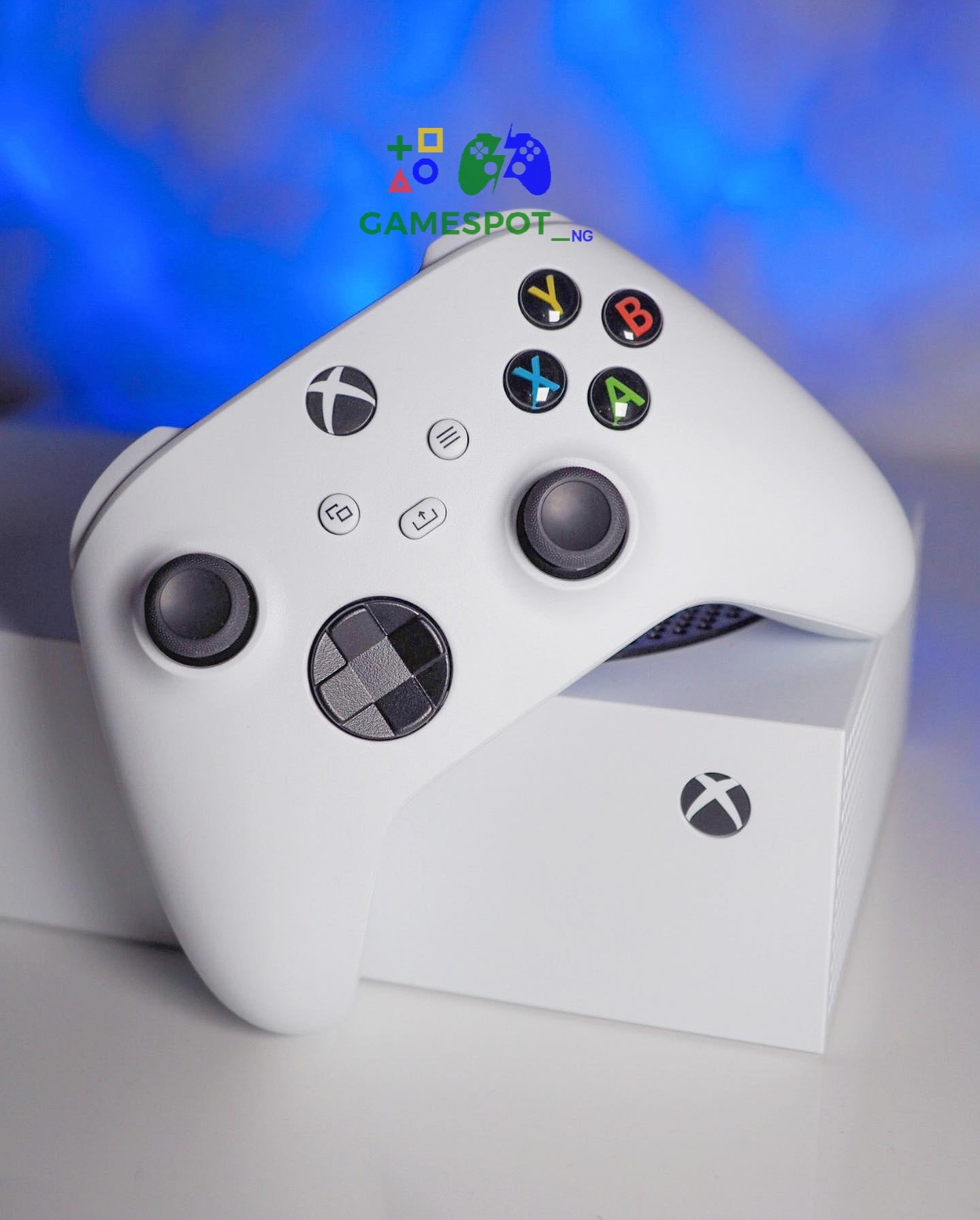 Brand New Series S + 10 Games & free GAMEPASS Subscription